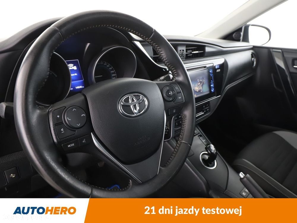 Toyota Auris - 11