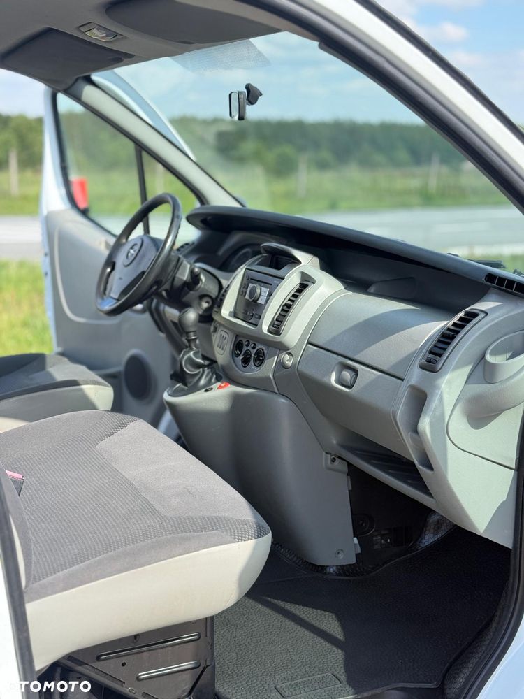 Renault Trafic - 8