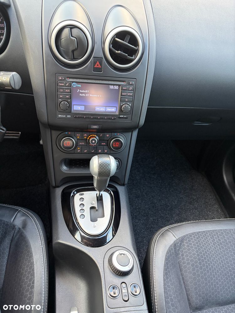Nissan Qashqai 2.0 dCi 4 x 4 DPF 360 - 15