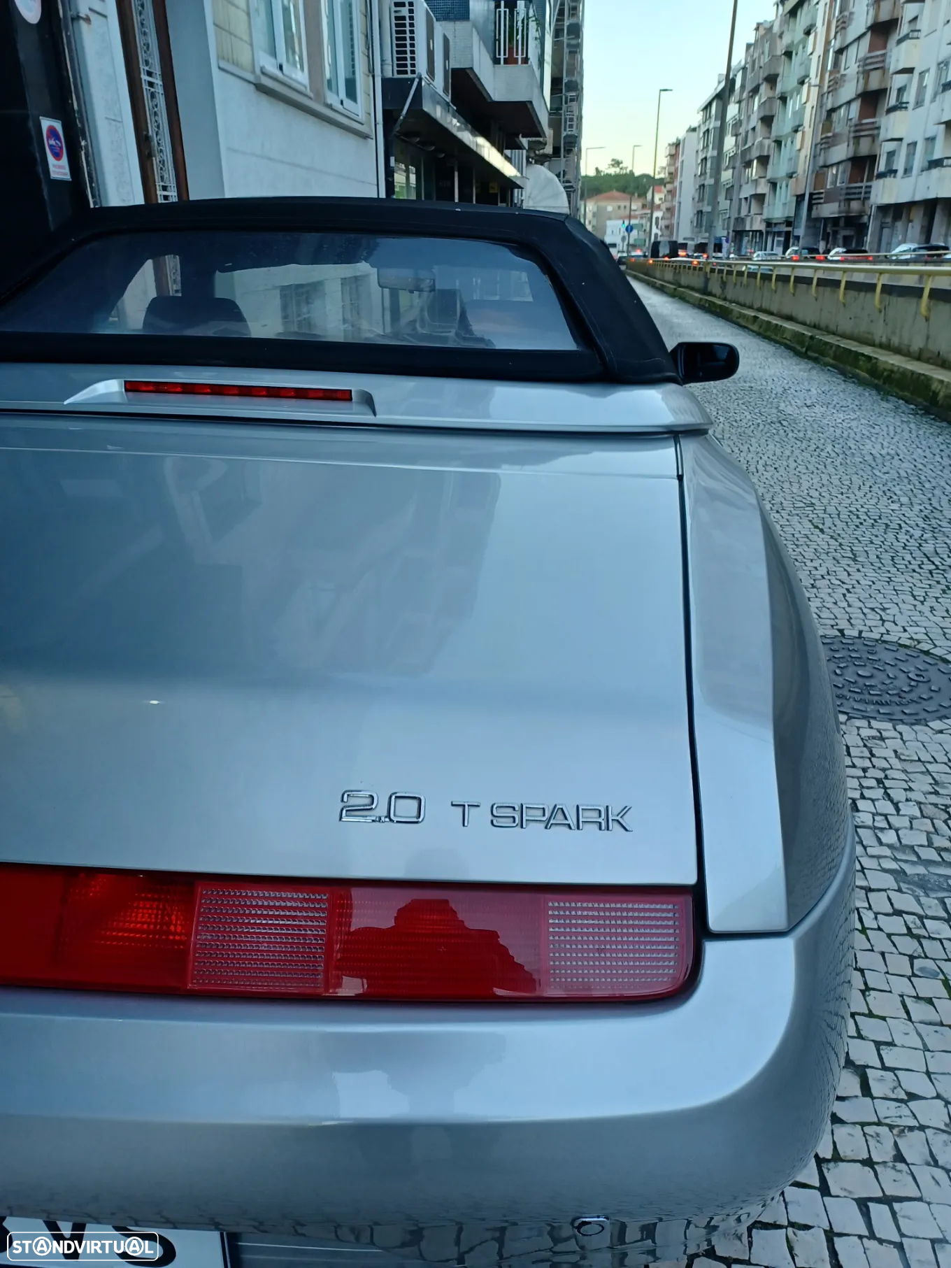 Alfa Romeo Spider 2.0 Twin Spark Base - 4