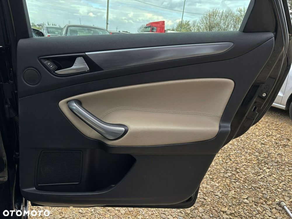 Ford Mondeo 2.0 TDCi Titanium - 19