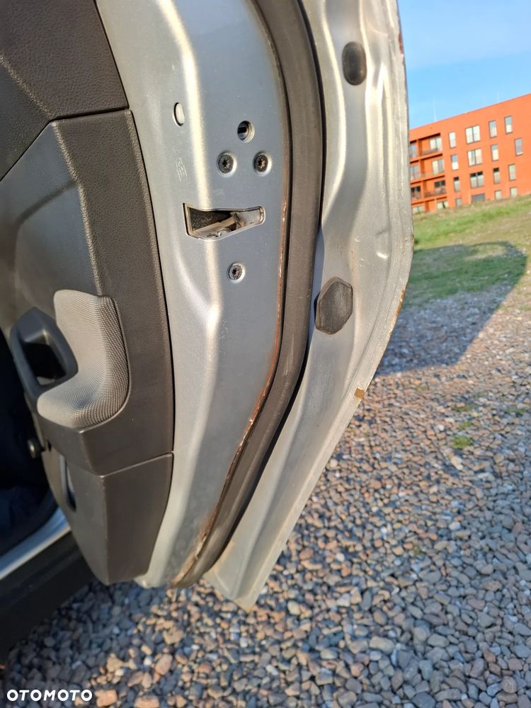 Ford Focus 1.6 TDCi DPF Ambiente - 33