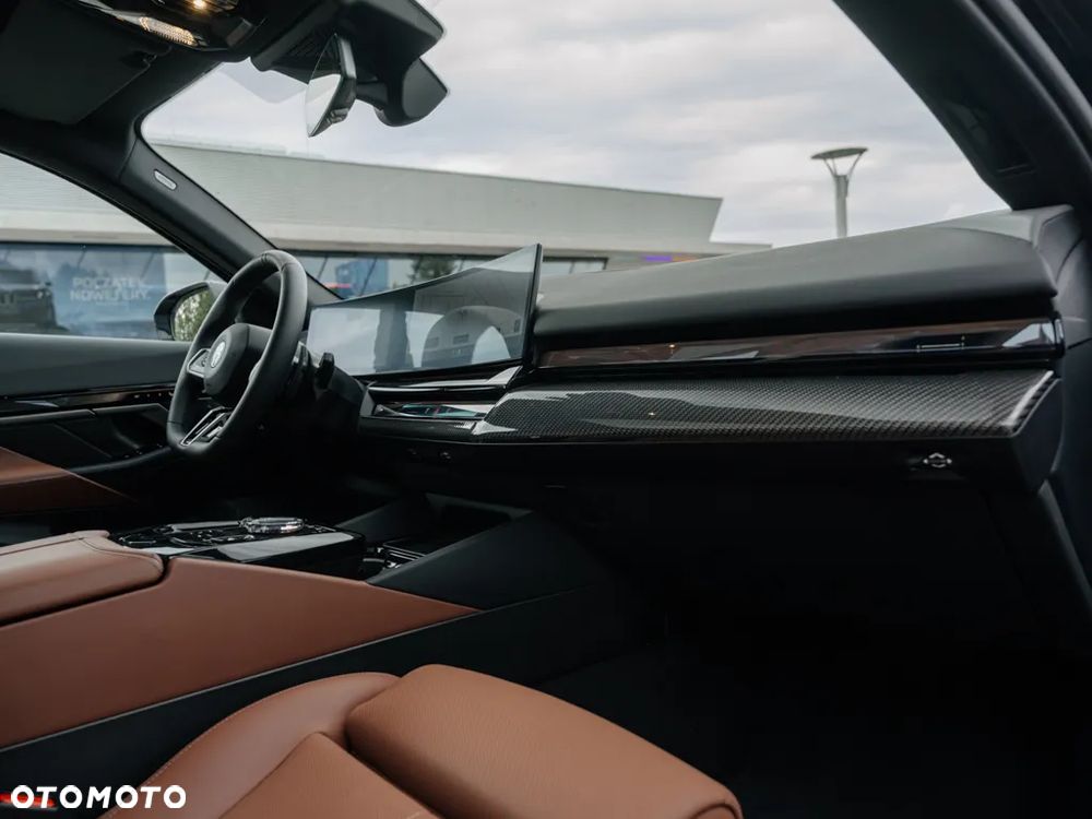 BMW Seria 5 530e xDrive - 9