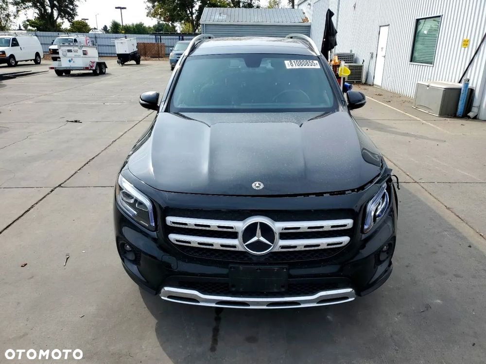 Mercedes-Benz GLB 250 4Matic 8G-DCT - 6