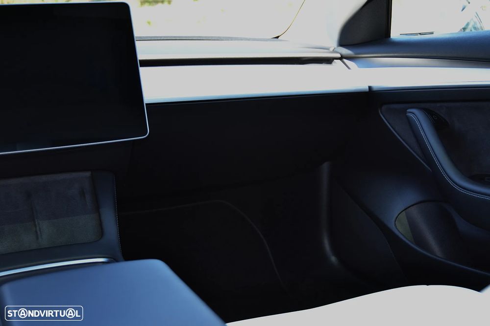 Tesla Model 3 Standard Range Plus RWD - 23