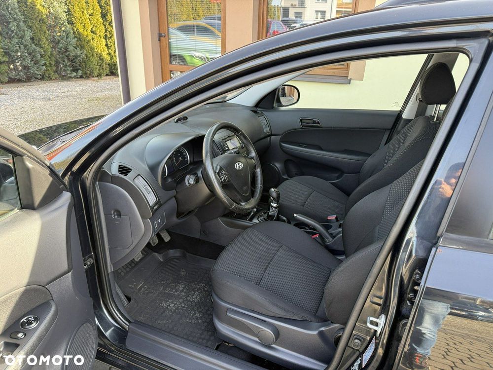 Hyundai i30 1.4 Classic + EU5 - 16