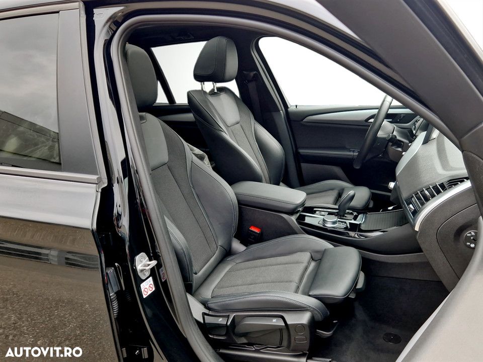 BMW X3 xDrive30e AT PHEV - 14