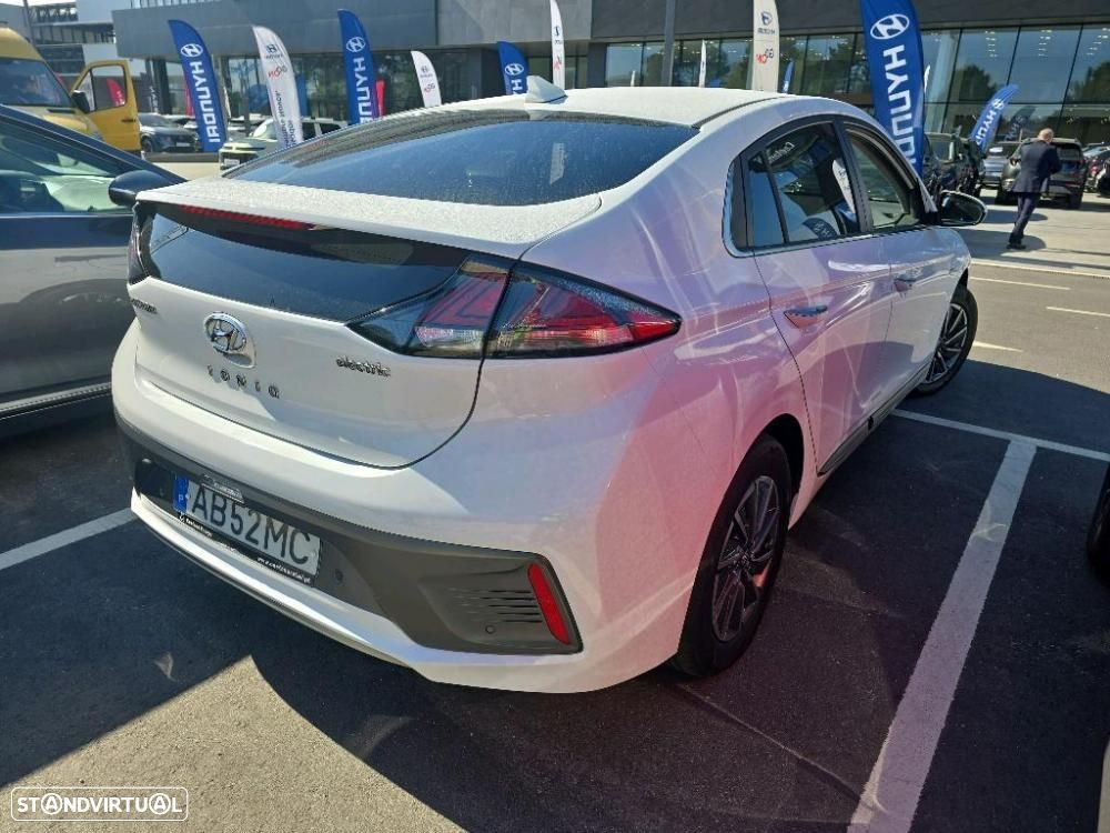 Hyundai Ioniq 38kWh - 3