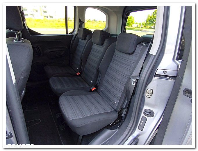 Opel Combo 1.5 D 75kW GS - 27