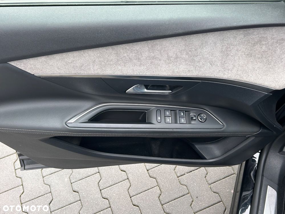 Peugeot 3008 1.5 BlueHDi GT Pack S&S EAT8 - 20
