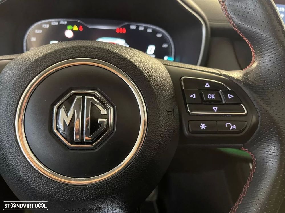 MG EHS 1.5 T-GDI Plug-in Hybrid Luxury - 19