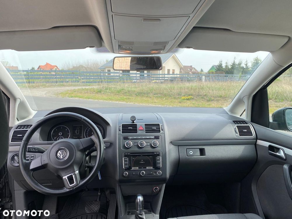 Volkswagen Touran 1.6 TDI DPF DSG Highline - 18