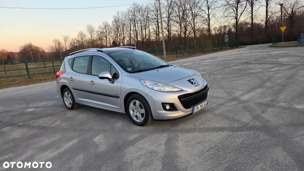 Peugeot 207 95 VTi Urban Style - 9