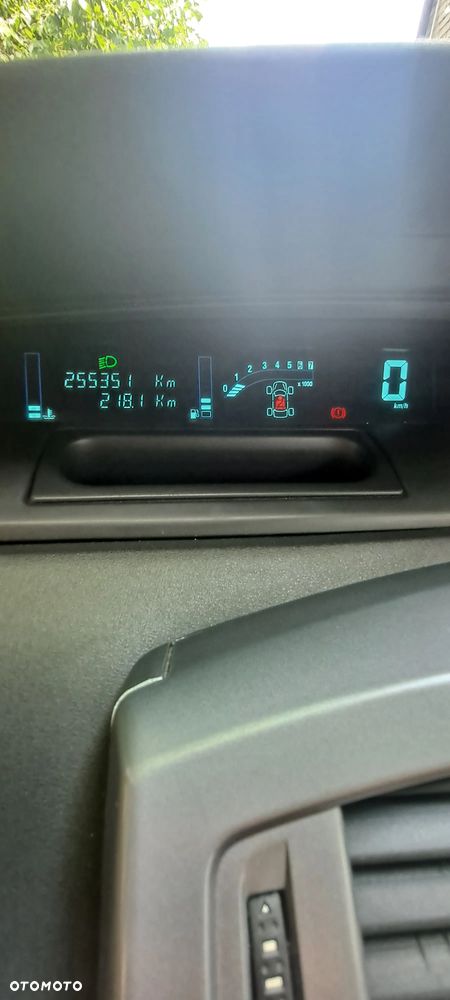 Renault Scenic 2.0 16V Luxe Privilege - 26