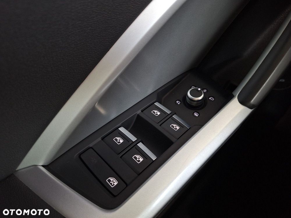 Audi Q3 Sportback 40 TDI Quattro S Line S tronic - 33