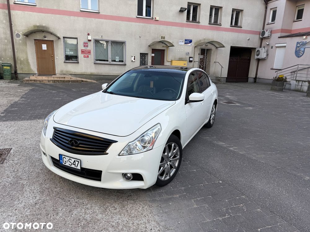 Infiniti G sedan
