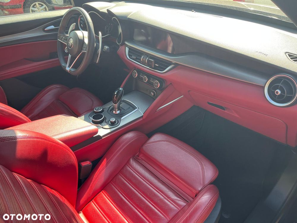 Alfa Romeo Stelvio 2.0 Turbo B-Tech Edition Q4 - 17