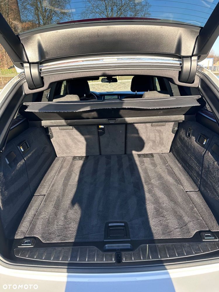 BMW Seria 5 530d xDrive - 12