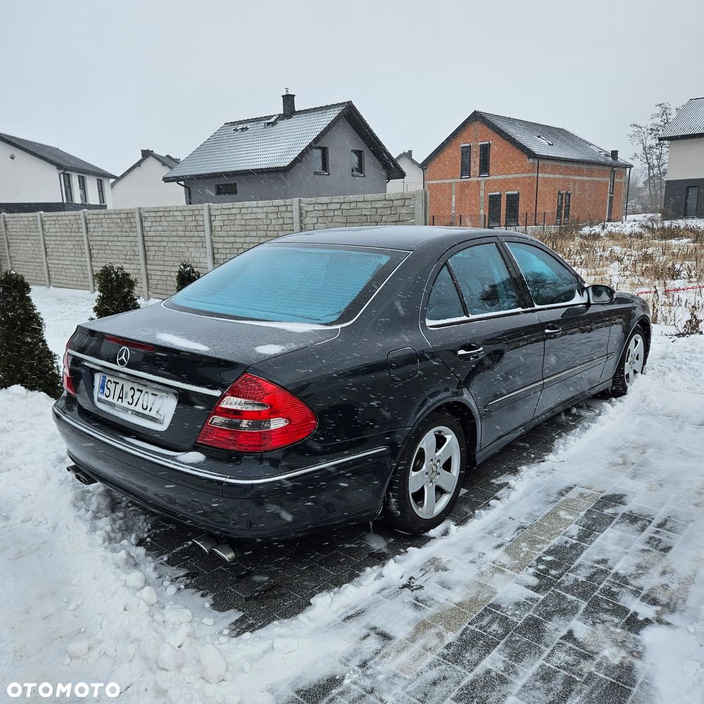 Mercedes-Benz Klasa E 200 Kompressor T Avantgarde - 3