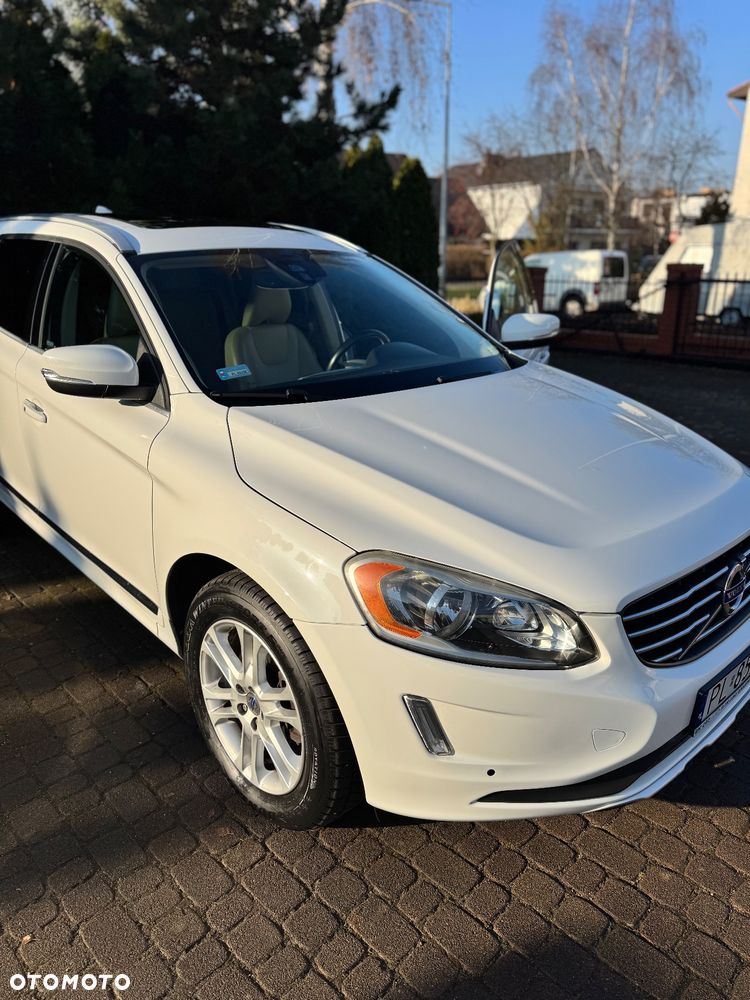 Volvo XC 60 T5 AWD Drive-E Momentum - 3
