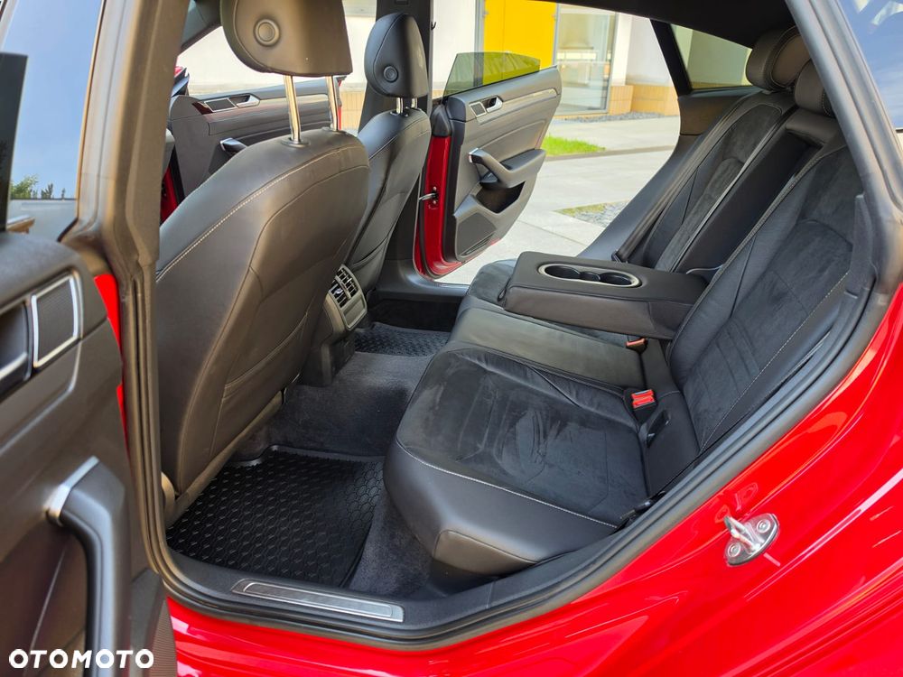Volkswagen Arteon 2.0 TDI SCR R-Line DSG - 26