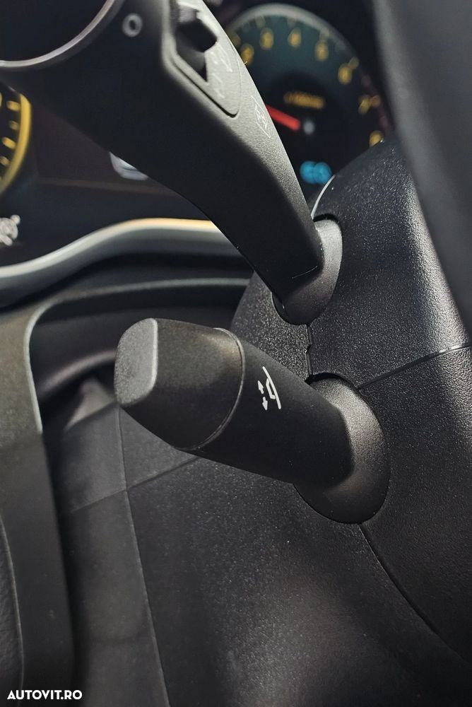 Mercedes-Benz GLC 300 e 4MATIC - 15