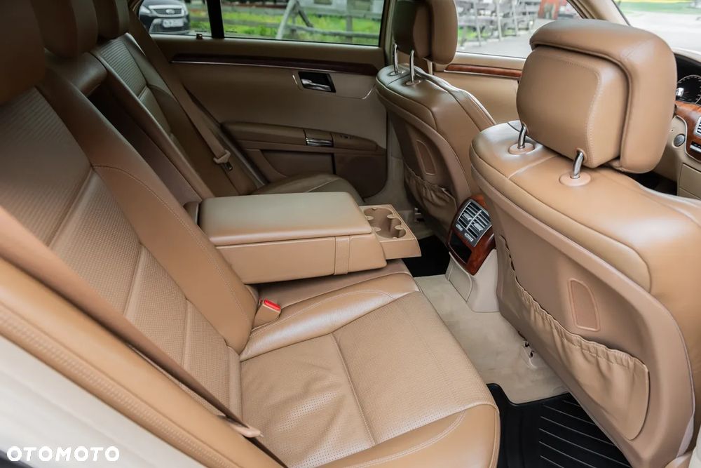 Mercedes-Benz Klasa S 63 AMG 7G-TRONIC - 31