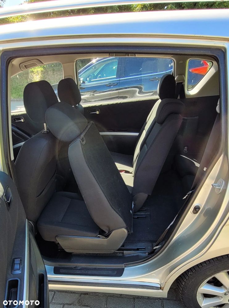 Toyota Corolla Verso 1.8 Sol + 7os MM - 9