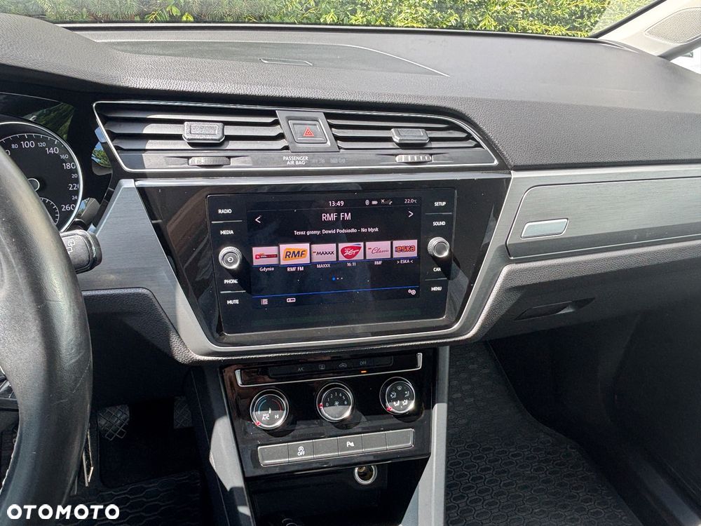 Volkswagen Touran 1.4 TSI BMT Comfortline - 14