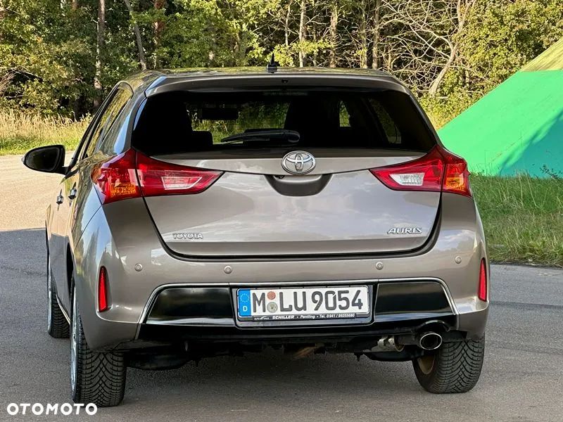 Toyota Auris - 4