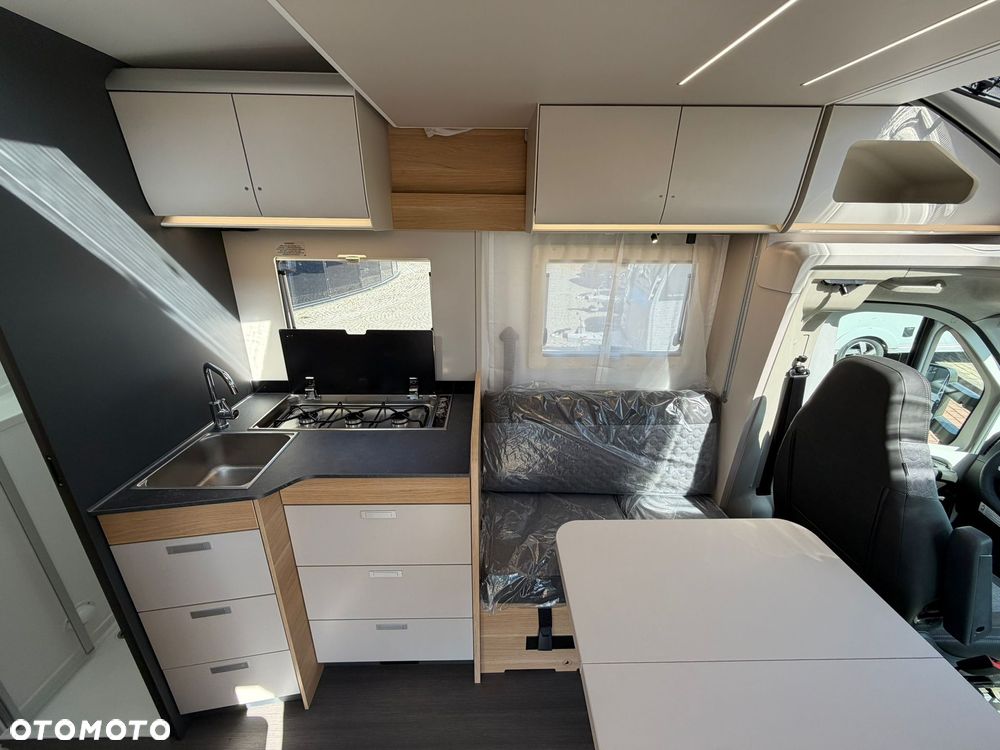 Adria Matrix Axess 650 DC - 11