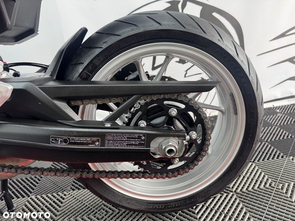 BMW XR - 17