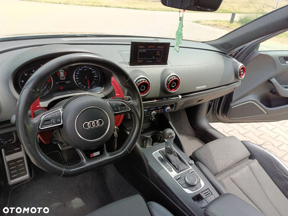 Audi A3 Sportback 2.0 TDI (clean diesel) quattro S tronic S line Sportpaket - 14
