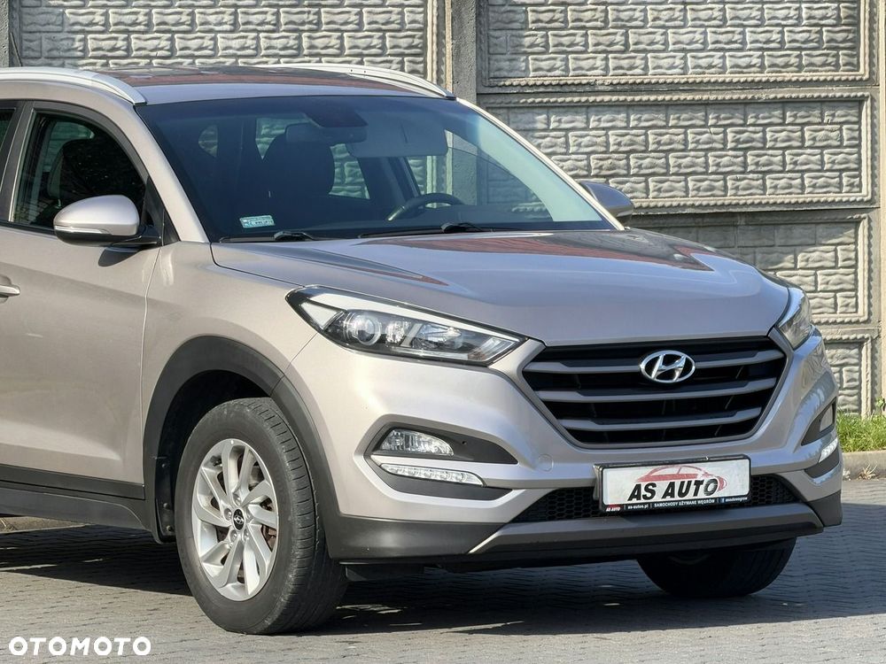 Hyundai Tucson blue 1.7 CRDi 2WD Style - 31