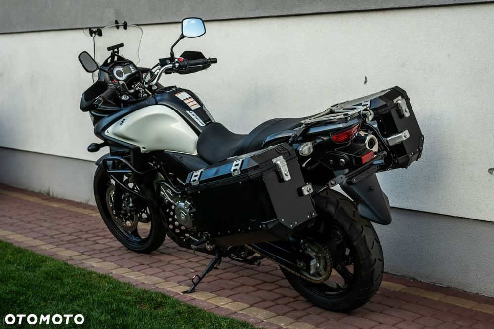 Suzuki DL - 5