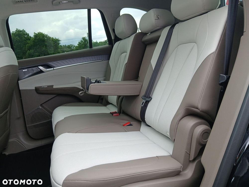 MG S9 - 17