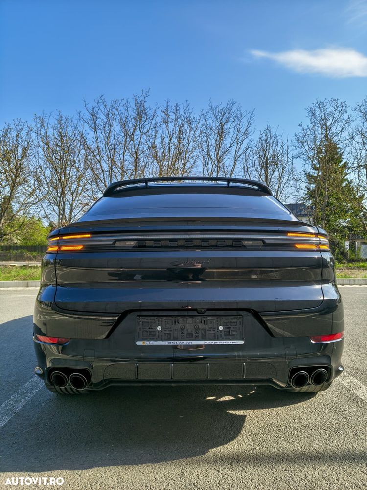Porsche Cayenne Coupe S - 4