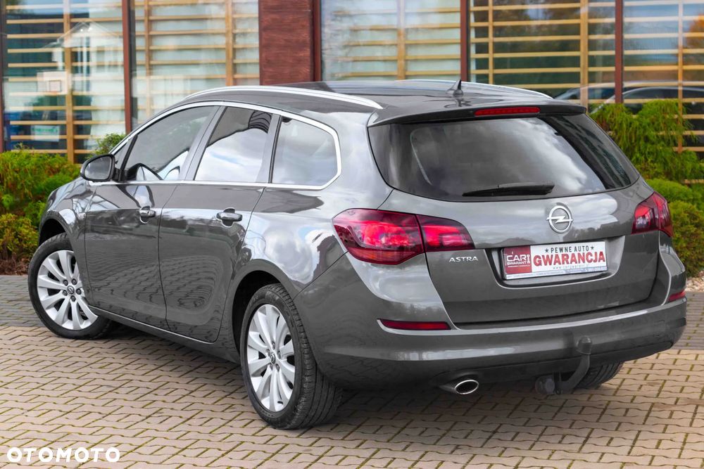 Opel Astra IV 1.4 T Cosmo S&S EU6 - 11
