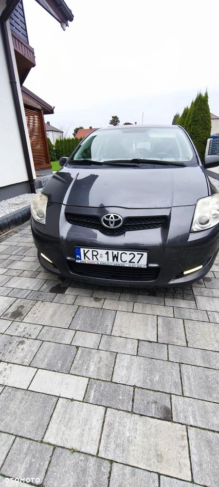 Toyota Auris 1.4 D-4D - 2