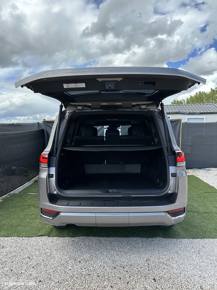 Toyota Land Cruiser 300 70th Anniversary - 49