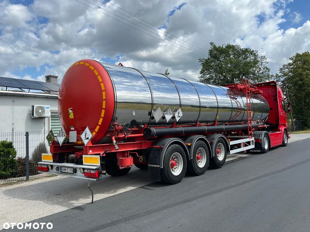 Kassbohrer STS 32 - 6