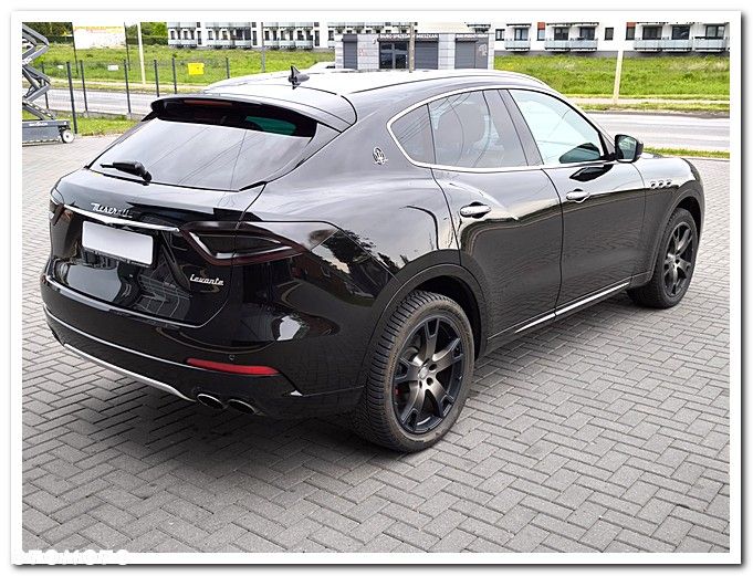 Maserati Levante Q4 Executive - 10