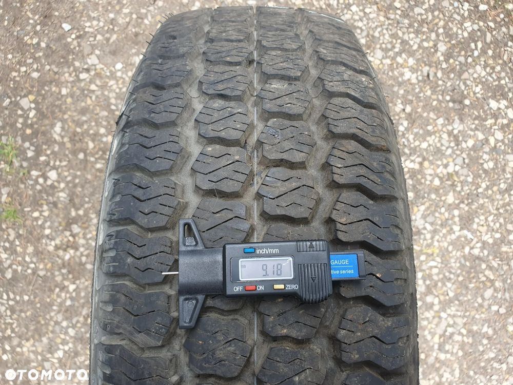1X 215/65R16C 106/104T Goodyear Cargo Vector 215/65/16C - 1