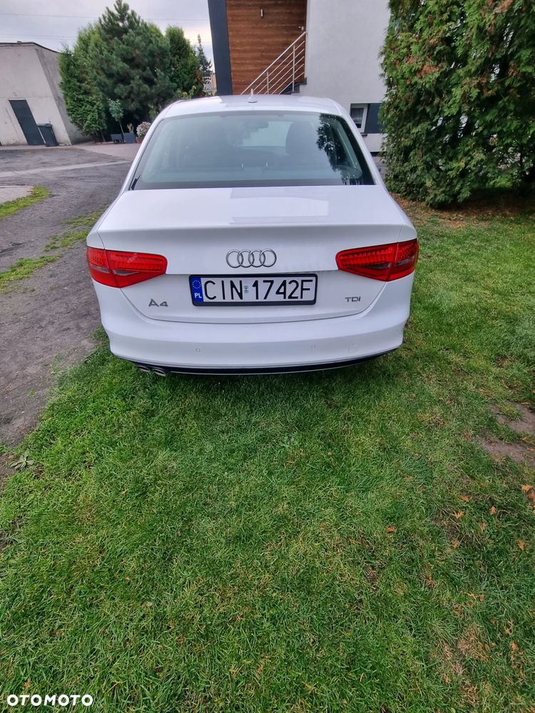 Audi A4 Limousine - 6
