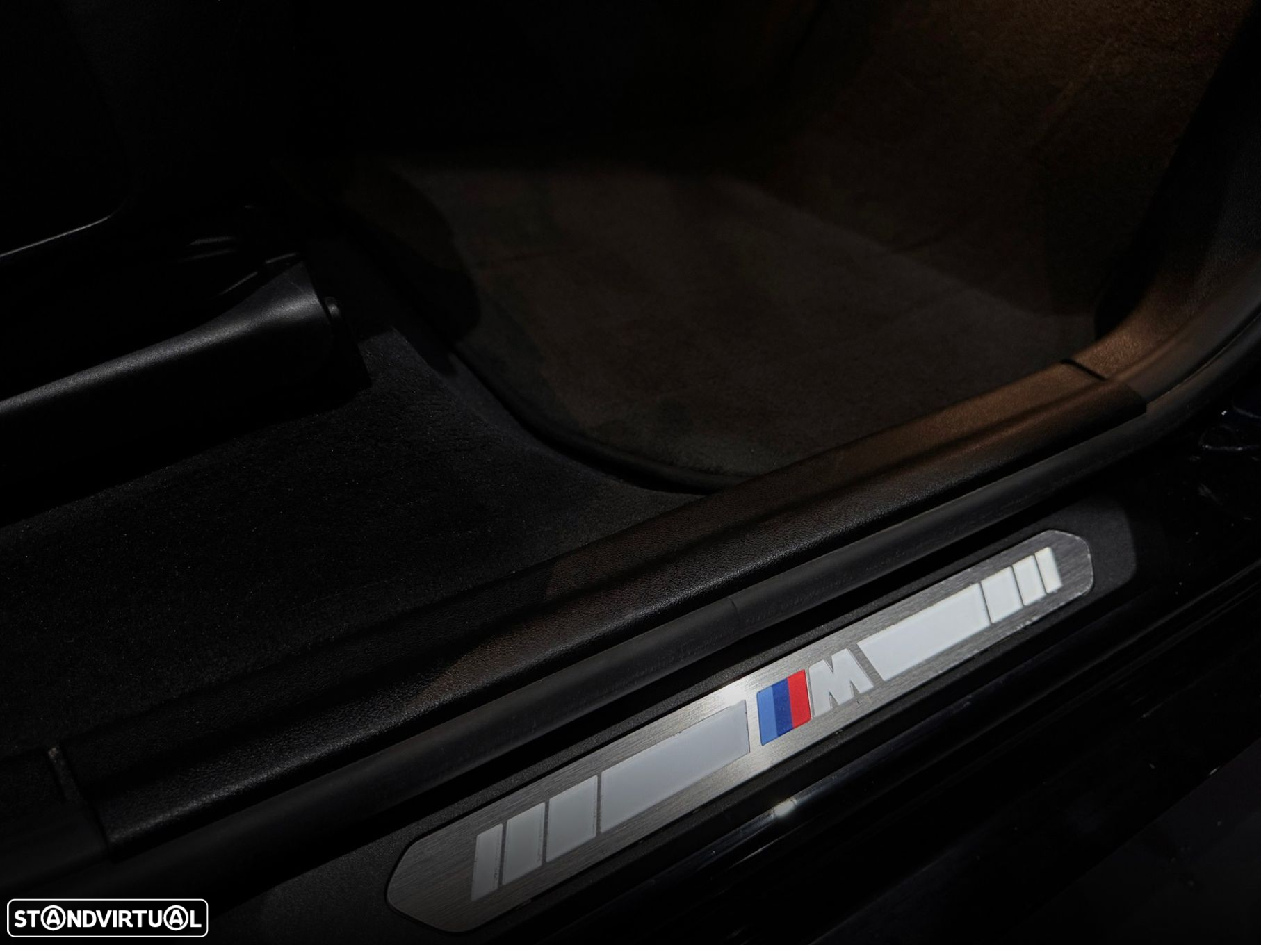 BMW iX3 M Sport Impressive - 38