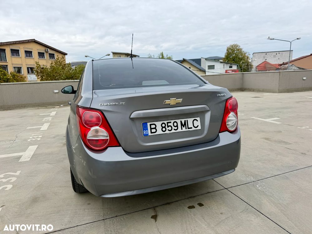 Chevrolet Aveo - 6