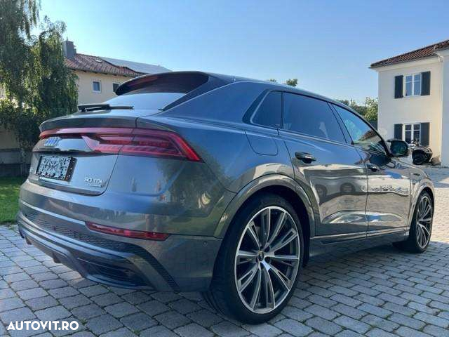 Audi Q8 - 9