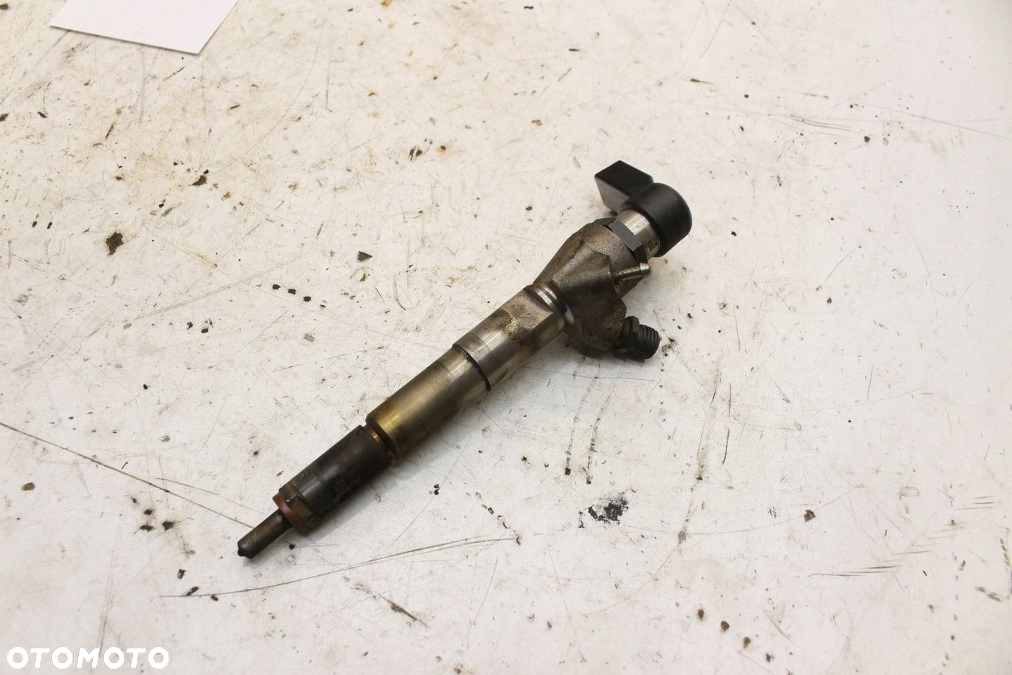 Wtryskiwacz 8200704191 166008052R Renault 1.5 DCI - 2