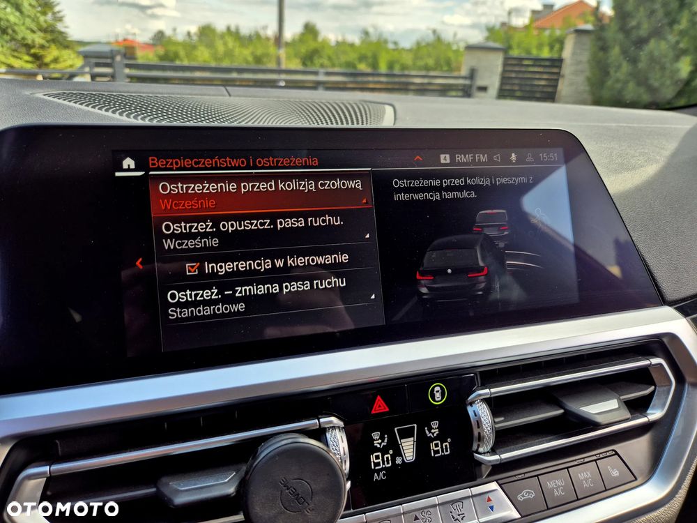 BMW Seria 3 330d xDrive M Sport sport - 13