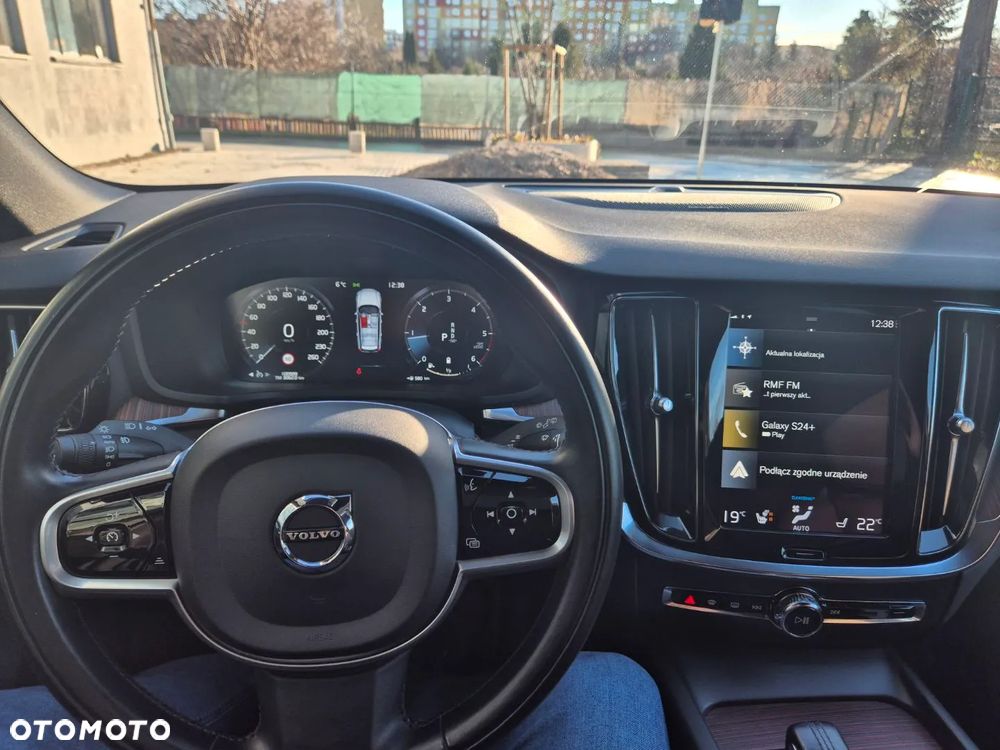 Volvo V60 B4 D Momentum Pro - 8